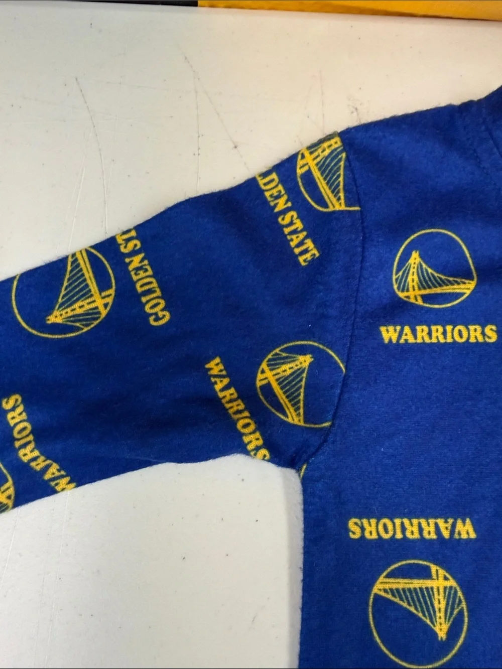 Golden State Warriors Kids One-Piece Sleeper - Navy/Yellow size 3/6 months new